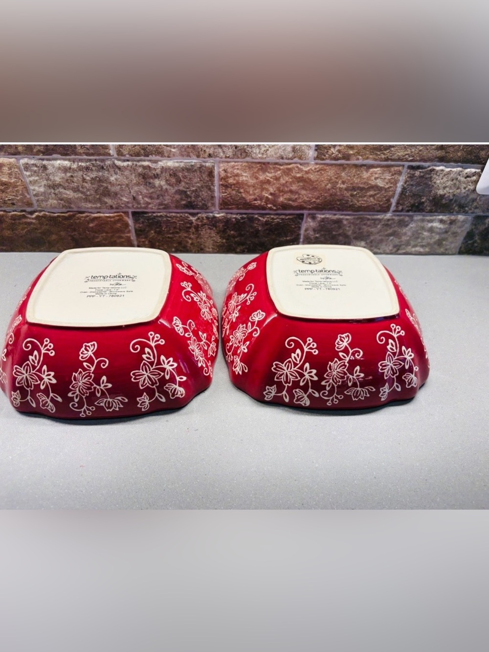 2 Tem-tations Presentable by Tara Red Floral Ceramic Serving Bowls -Set - Picture 3 of 5